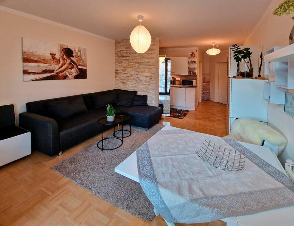 Ferienwohnung Arlett Dresden Exterior photo